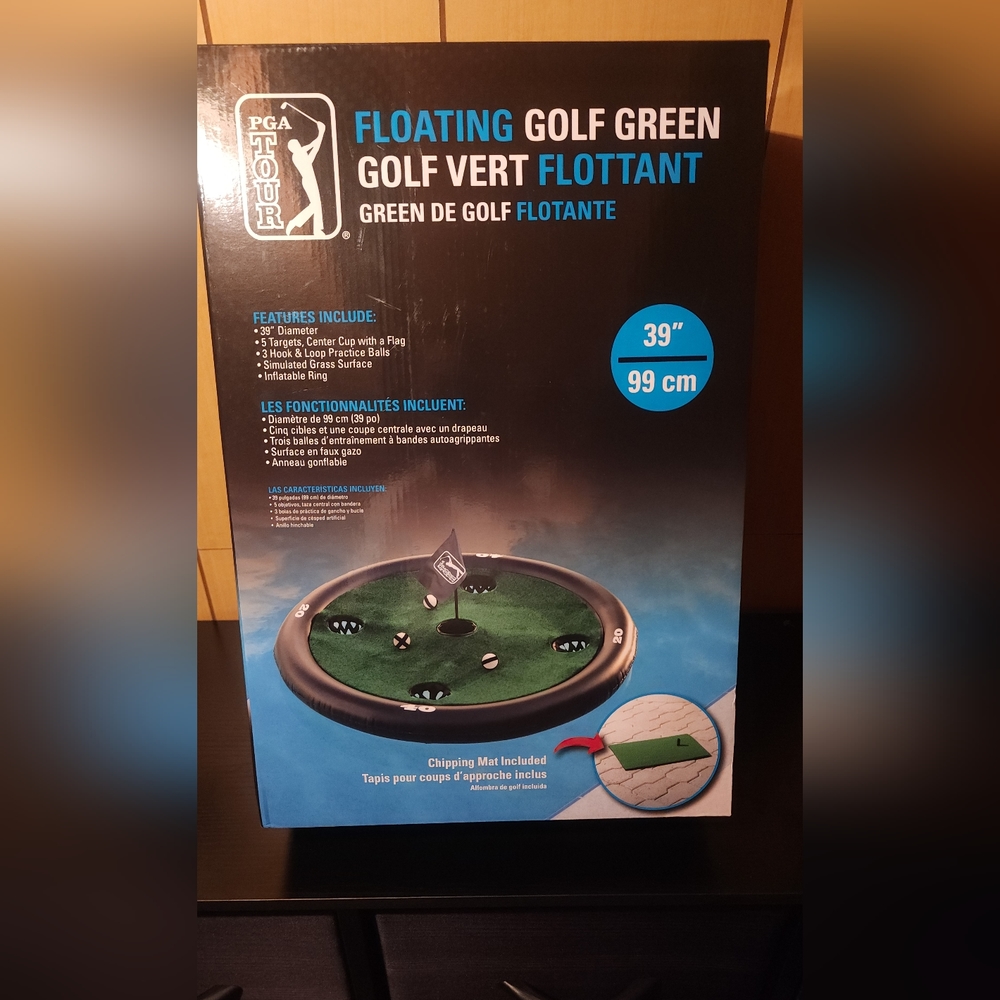 PGA TOUR Floating Golf Green